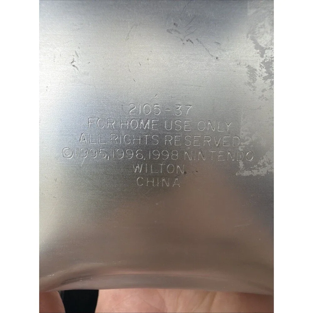 Vintage 1998 Wilton Pikachu Pokemon Cake Pan Mold 2105-37 Aluminum Character...